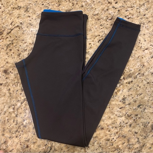 Lululemon Dark Gray Bright Blue Contrast Stitching Leggings - Picture 1 of 7